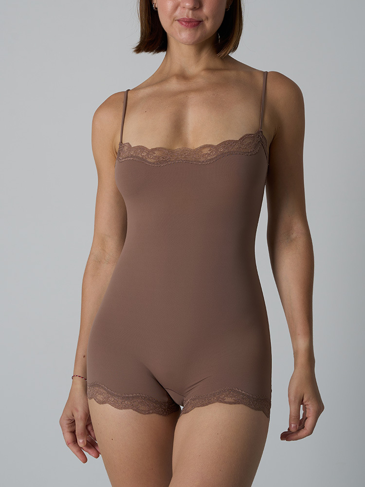 Body con ribete de encaje – Bo - Sewing Nylon reseña y precio